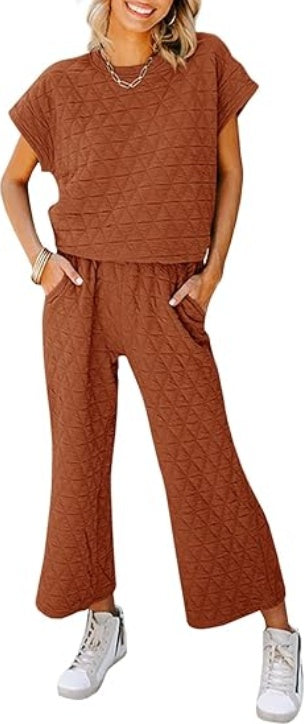 Fazortev Women's 2 Piece Outfits Quilted Lightweight Short Sleeve Tops And Cropped Pants Lounge Set